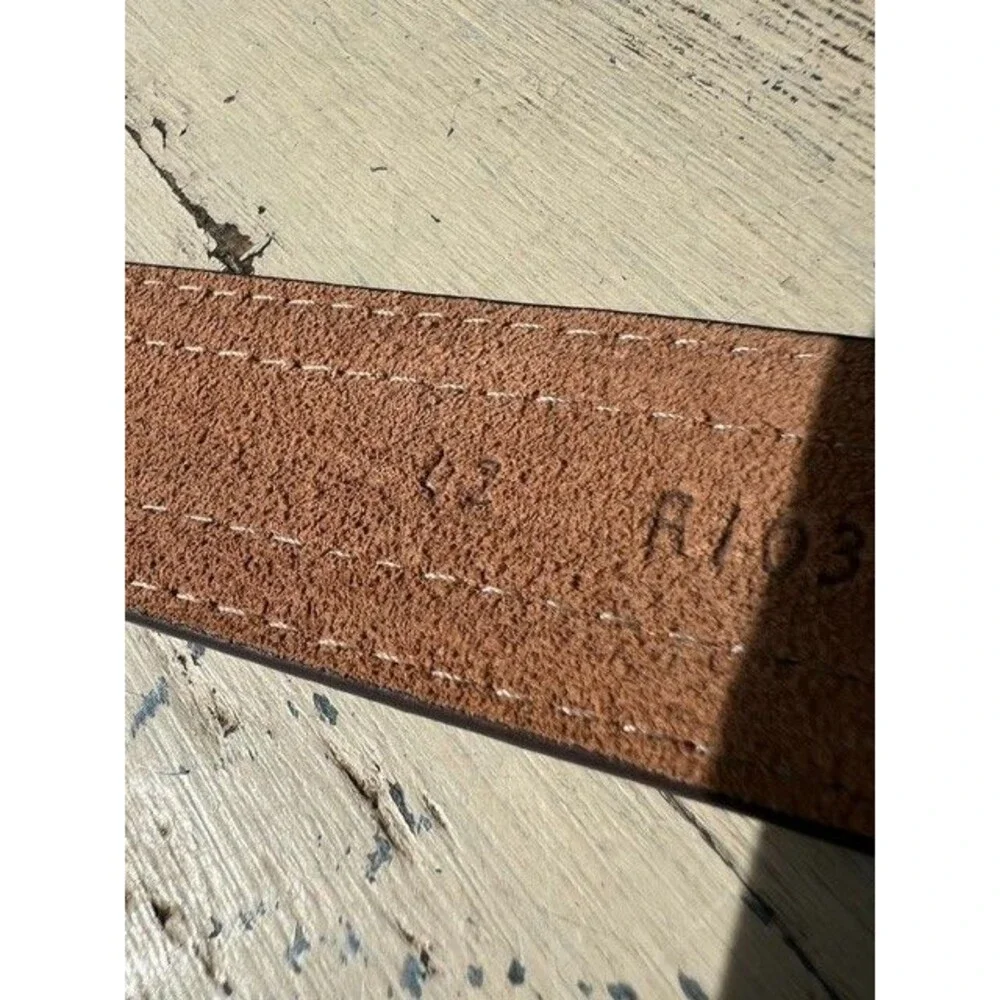 ARIAT Men's Brown Leather Belt with Contrast Double Stitching Sz 42 VGC
